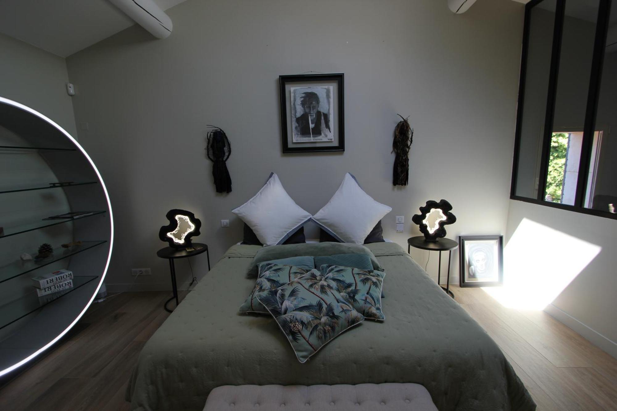 Mas Paloma Bed & Breakfast Rognonas Bagian luar foto