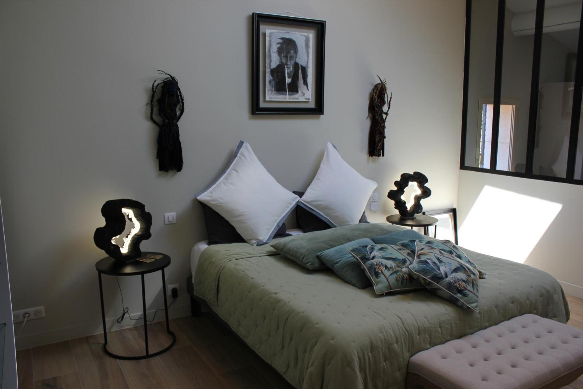 Mas Paloma Bed & Breakfast Rognonas Bagian luar foto